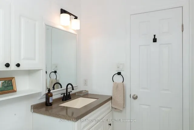 Additional image 18 of 32 Clarridge Crt