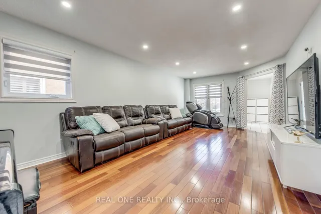 Additional image 9 of 826 Winterton Way