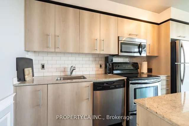 Additional image 3 of 1048 Broadview Ave Unit 1705