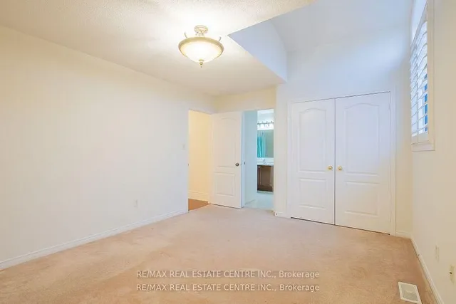 Additional image 16 of 4690 Huffman Rd