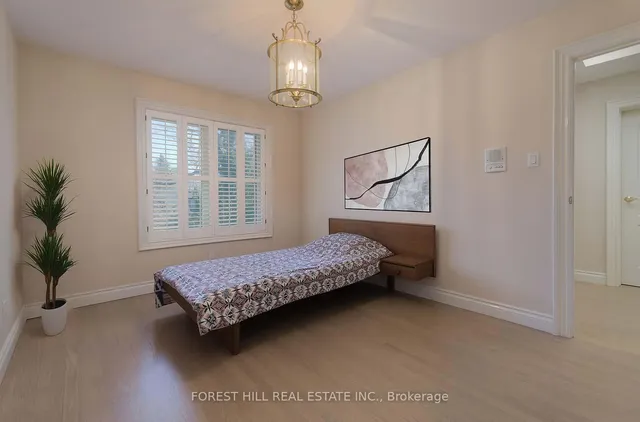 Additional image 27 of 51 Stuart Ave