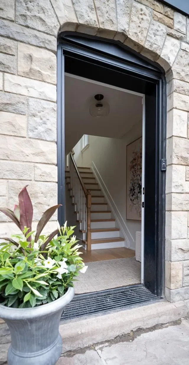 Additional image 9 of 516 St Clements Ave