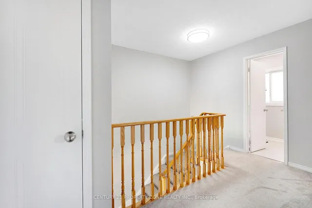 Additional image 23 of 21 Lockwood Rd