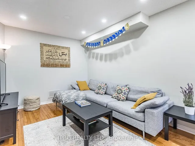 Additional image 20 of 833 Scollard Crt Unit 107