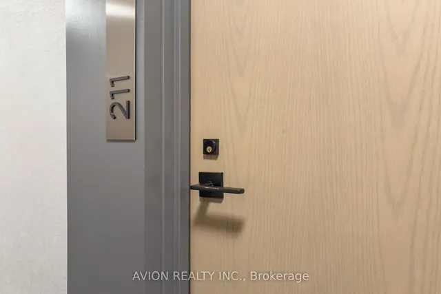 Additional image 12 of 225 Village Green Sq Unit 211