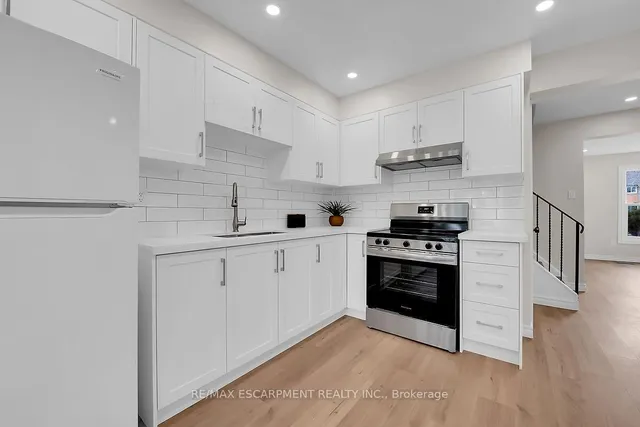 Additional image 6 of 129 Valley Stream Dr