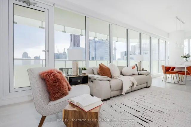 Additional image 3 of 197 Yonge St Unit 3909