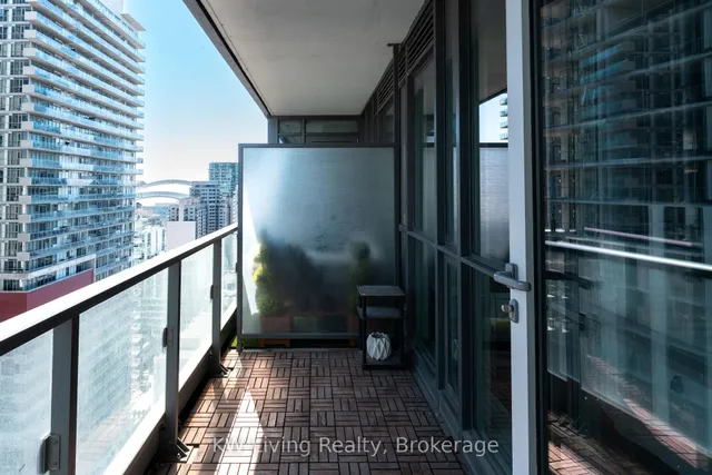 Additional image 16 of 8 Charlotte St Unit 2103