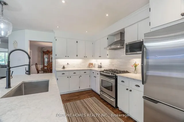 Additional image 11 of 14 Shadywood Rd