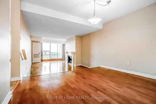 Additional image 16 of 1359 White Oaks Blvd Unit 2108