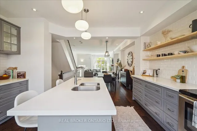 Additional image 9 of 114 Evans Ave Unit 7