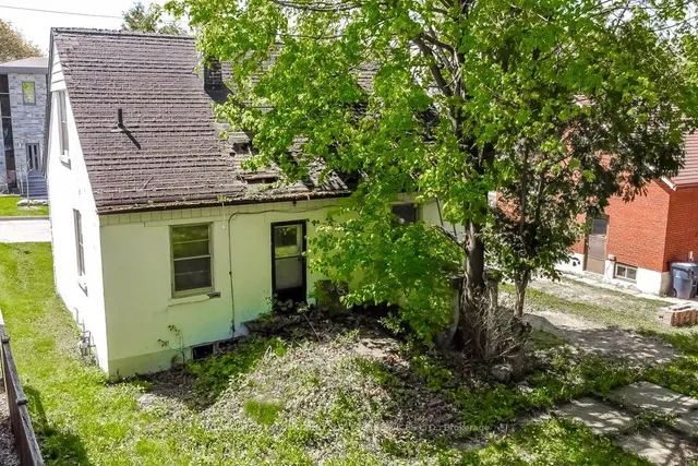 Additional image 26 of 178 Burndale Ave