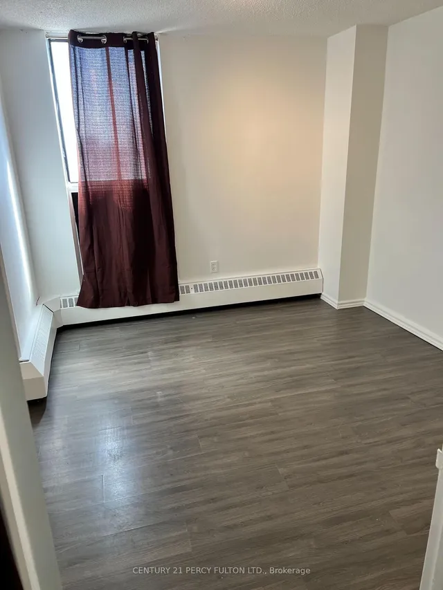 Additional image 9 of 4645 Jane St Unit 828