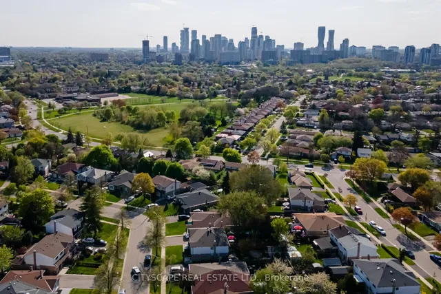 Additional image 39 of 3206 Candela Dr