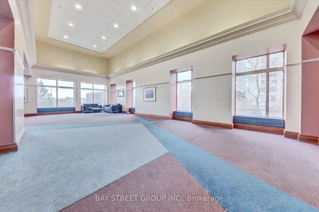 Additional image 32 of 8 Lee Centre Dr Unit 306