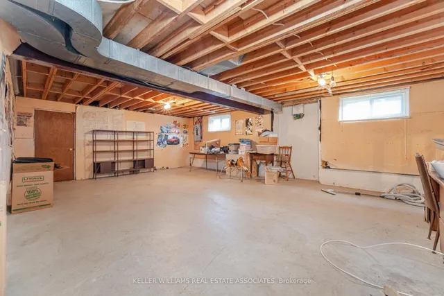 Additional image 41 of 21 Malcolm Cres