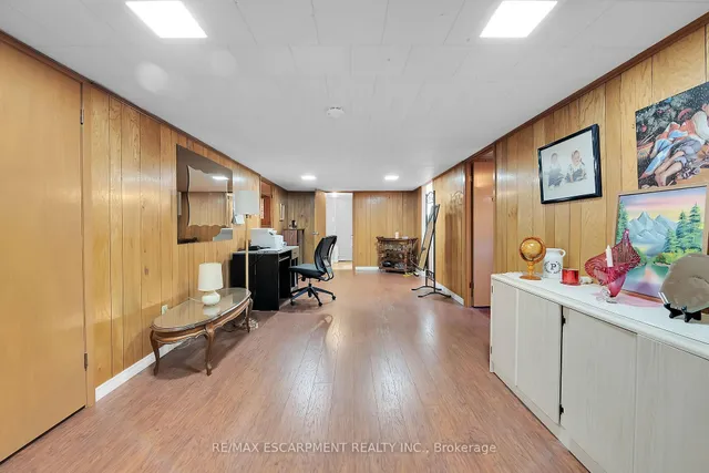 Additional image 30 of 45 James Ave