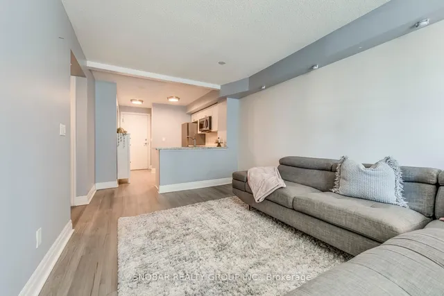 Additional image 7 of 2121 Lakeshore Blvd Unit 816