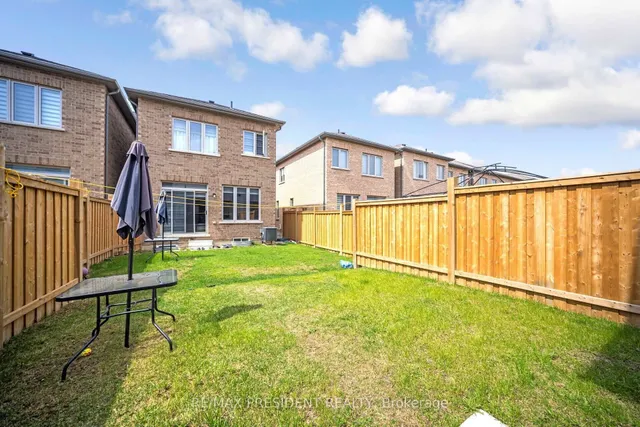 Additional image 5 of 25 Adventura Rd