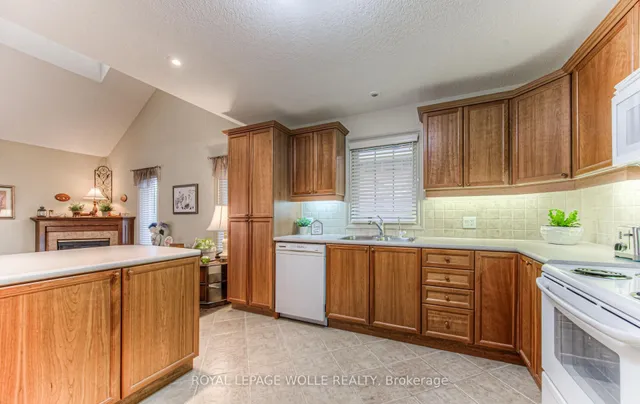 Additional image 14 of 350 Doon Valley Dr Unit 10D