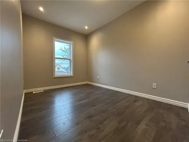 Additional image 24 of 22 Whitfield Ave