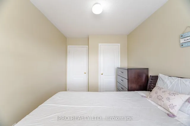 Additional image 34 of 770 Othello Crt Unit 70