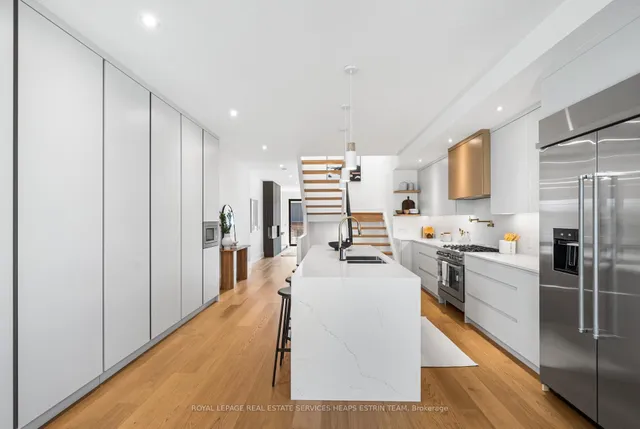 Additional image 5 of 17 Myrtle Ave