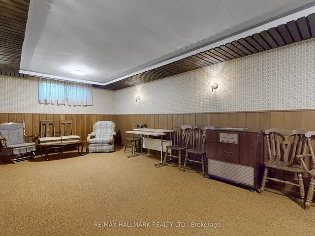 Additional image 32 of 41 Redcastle Cres