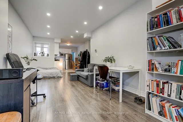 Additional image 6 of 245 Montrose Ave