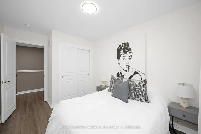 Additional image 20 of 215 Dundas St Unit 29