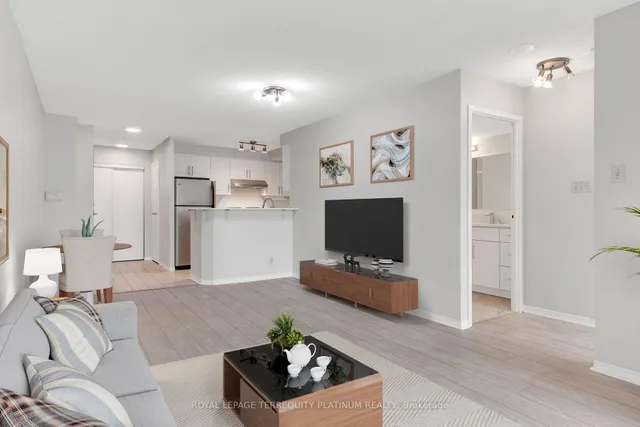 Additional image 3 of 10 Yonge St Unit 1008