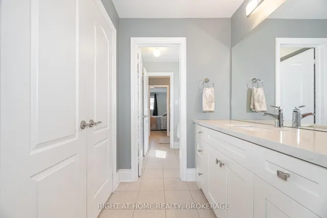 Additional image 29 of 105 Royal West Dr