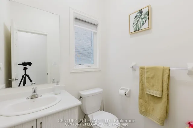 Additional image 42 of 180 Agro St