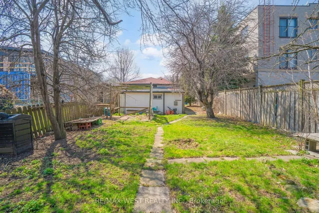 Additional image 18 of 371 Royal York Rd