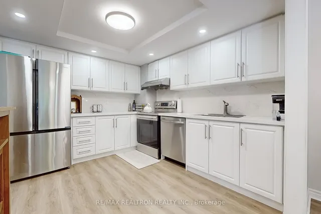 Additional image 13 of 5411 Lakeshore Blvd Unit 2