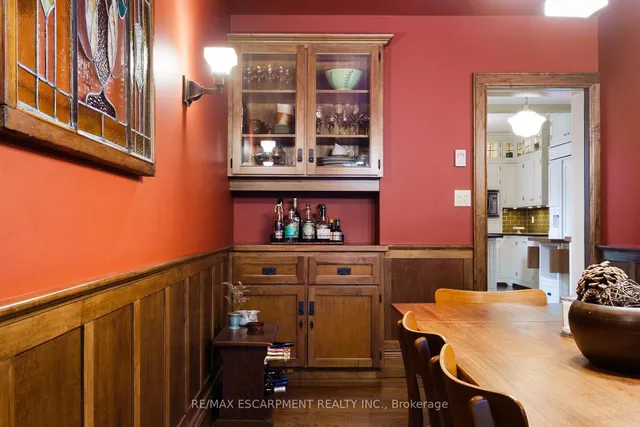 Additional image 13 of 2 Oak Knoll Dr