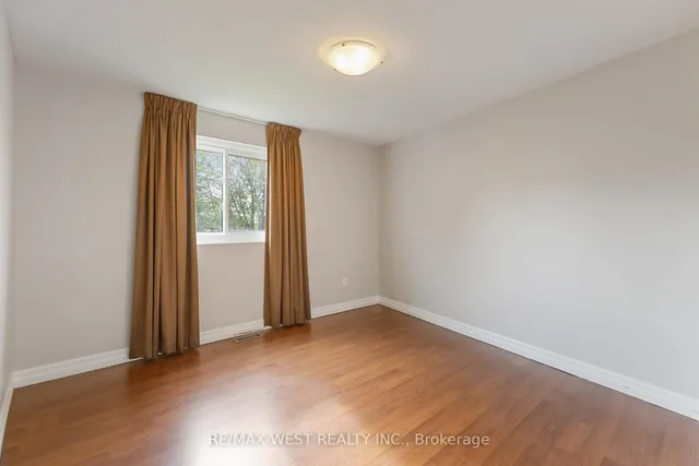 Additional image 39 of 290 Sprucewood Crt Unit 45