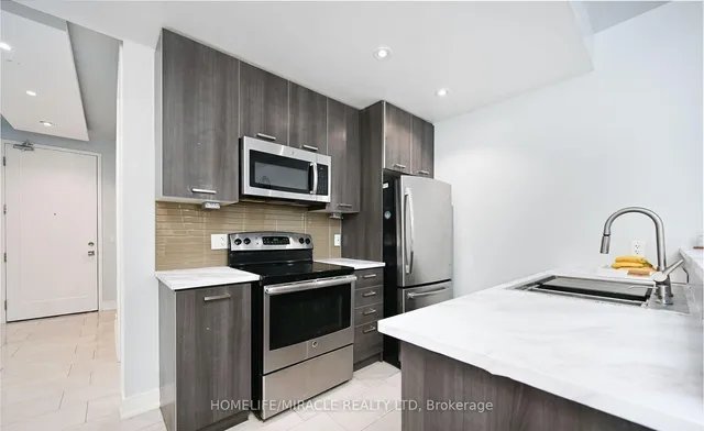 Additional image 3 of 150 Main St Unit 715