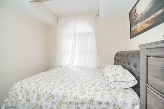 Additional image 38 of 55 Pennycross Cres