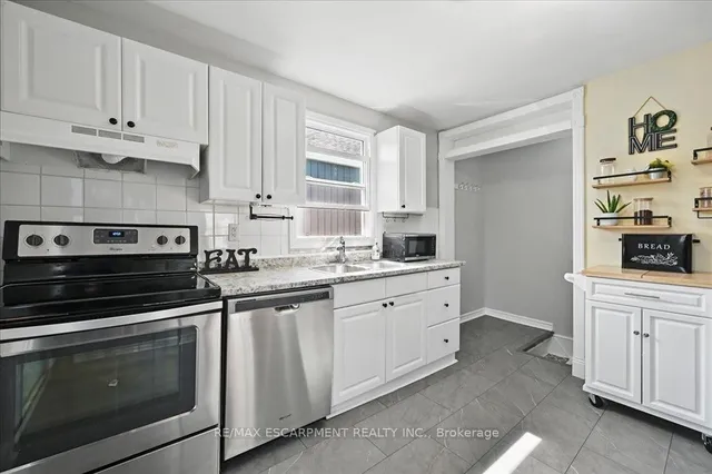 Additional image 13 of 142 Julian Ave