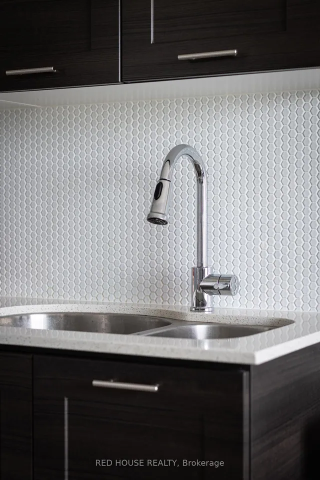 Additional image 20 of 2200 Lakeshore Blvd Unit 2506