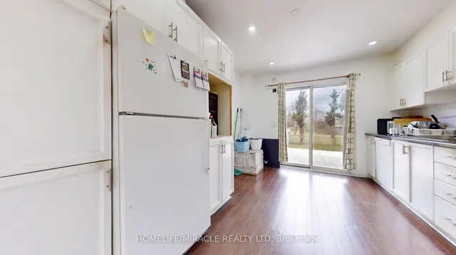 Additional image 11 of 20 Earnscliffe Circ