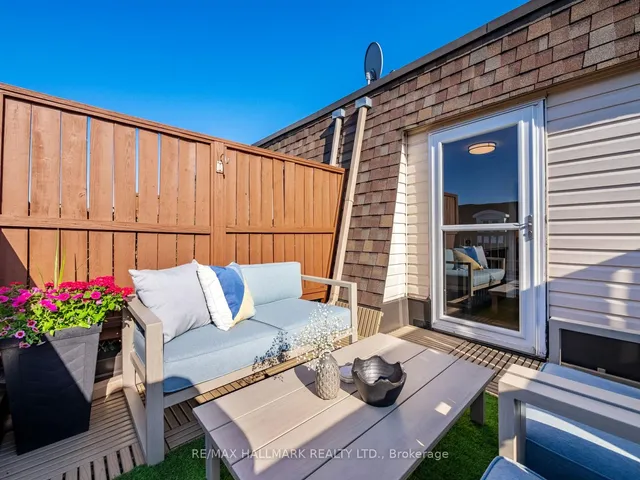 Additional image 25 of 1518 Queen St