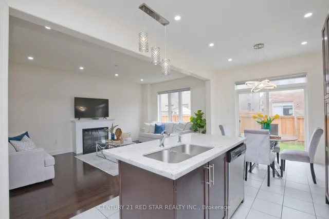 Additional image 32 of 633 Brisdale Dr