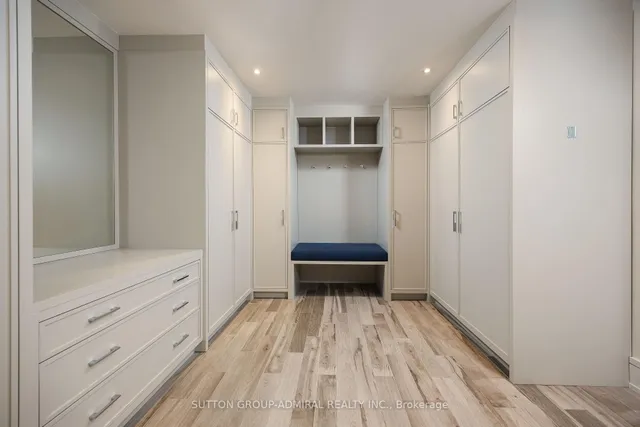 Additional image 41 of 11 Thurloe Ave