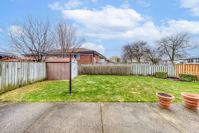 Additional image 33 of 6899 Darcel Ave