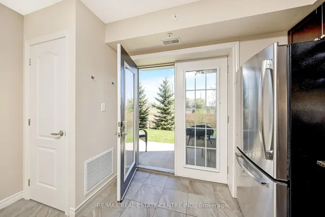 Additional image 13 of 1470 Main St Unit 109