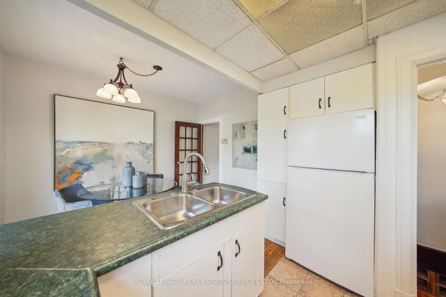 Additional image 10 of 243 Annette St