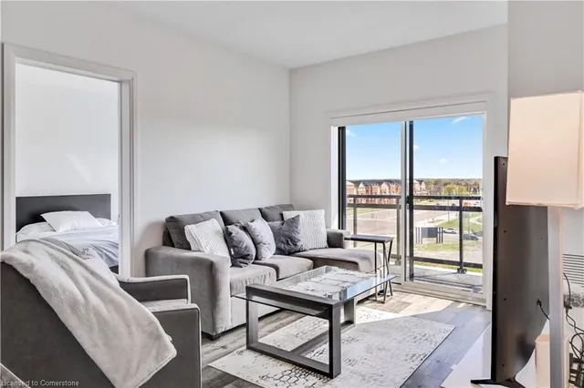 Additional image 3 of 102 Grovewood Common Unit 526