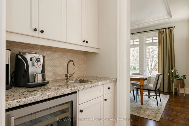 Additional image 10 of 1259 Sprucelea Dr